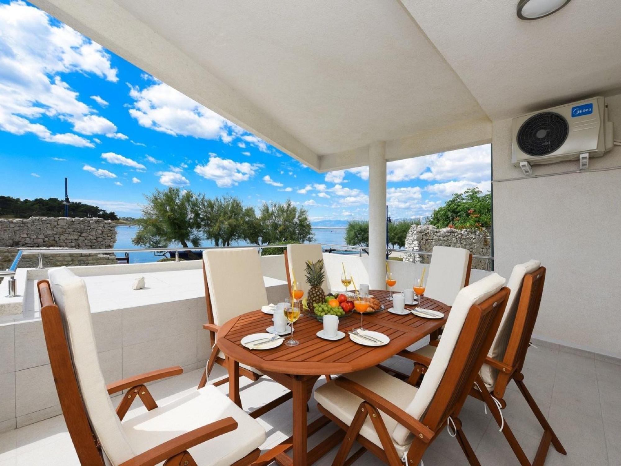 Modern Villa In Nin With Terrace Exterior foto